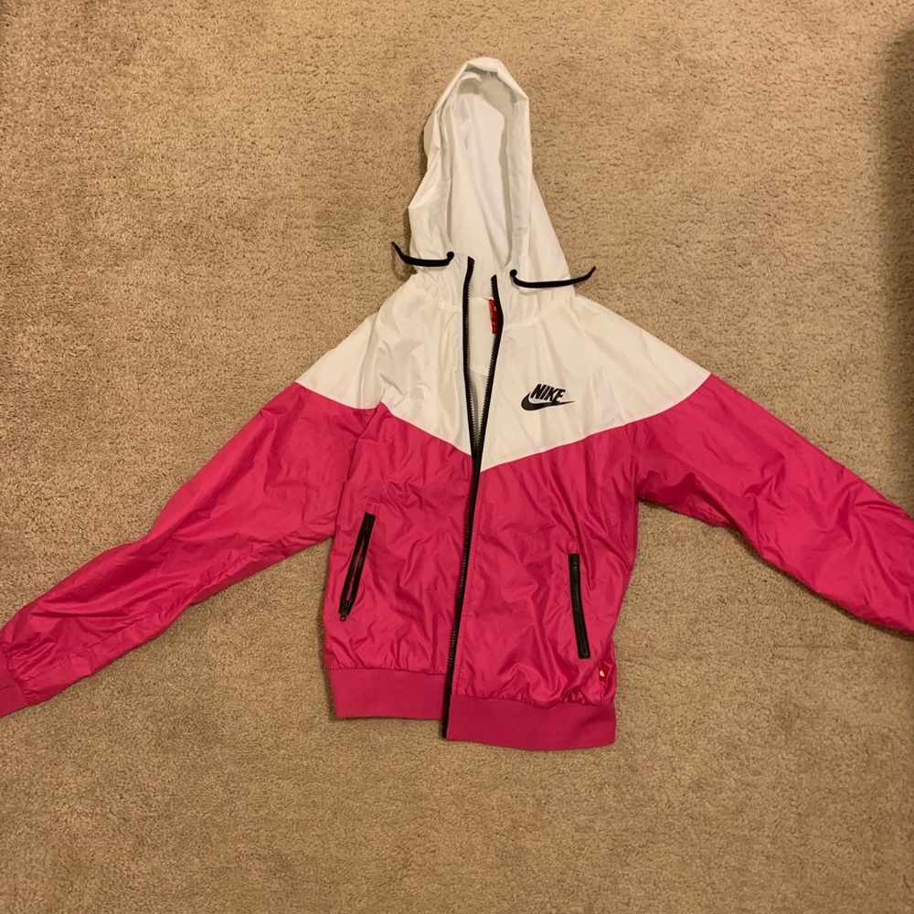 Nike wind breaker